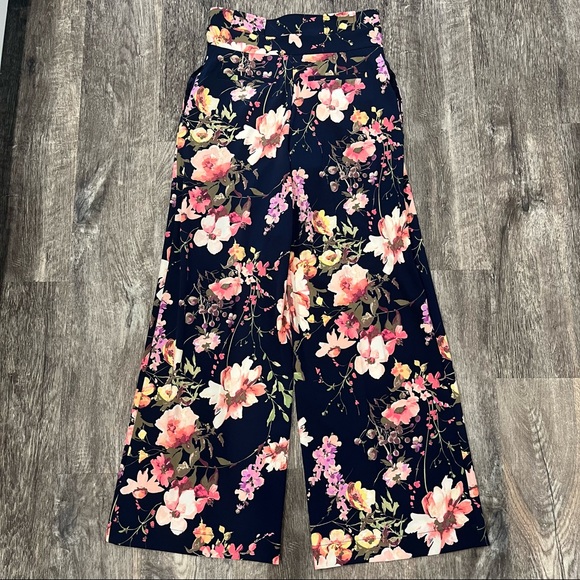 NWT New York & Company Colorful Floral Print High Waist Wide Leg Dress Pants 8 - Picture 8 of 12